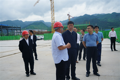 2021年5月20日，湖南省張家界市委副書(shū)記、代市長(zhǎng)王洪斌一行蒞臨湖南萬(wàn)眾筑工科技有限公司指導(dǎo)工作